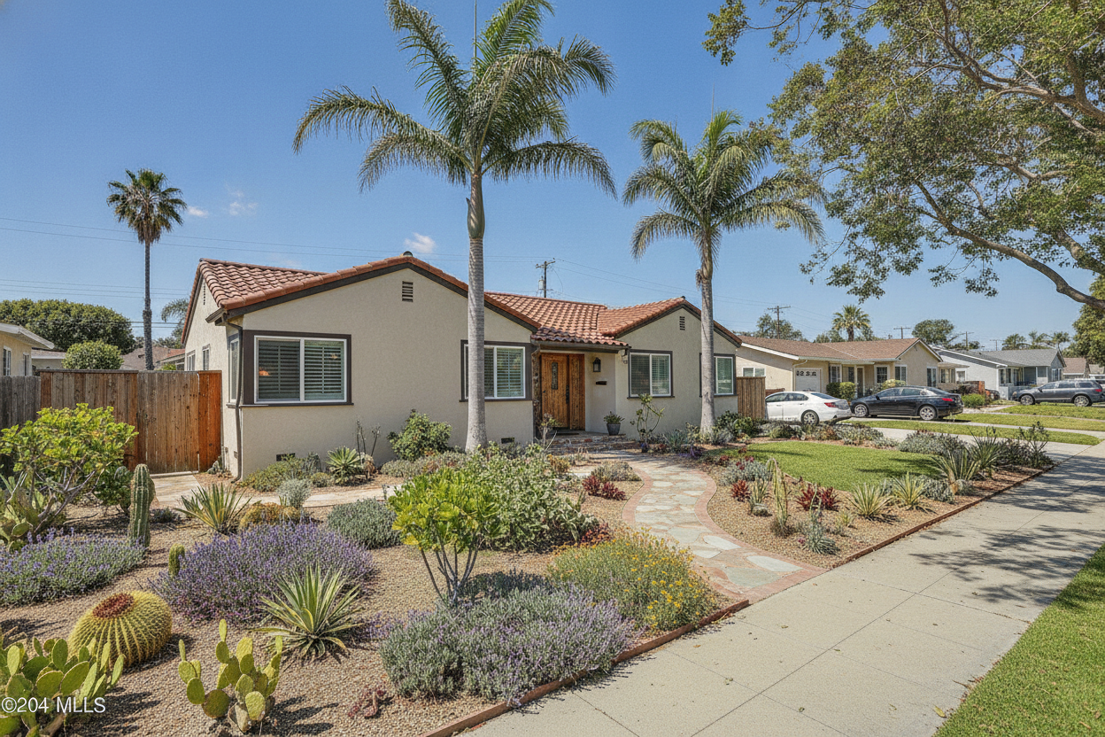 market a 4m plus Huntington Beach waterfront home guide for Huntington Beach homeowners by Gantry Wilson Group, Real Brokerage